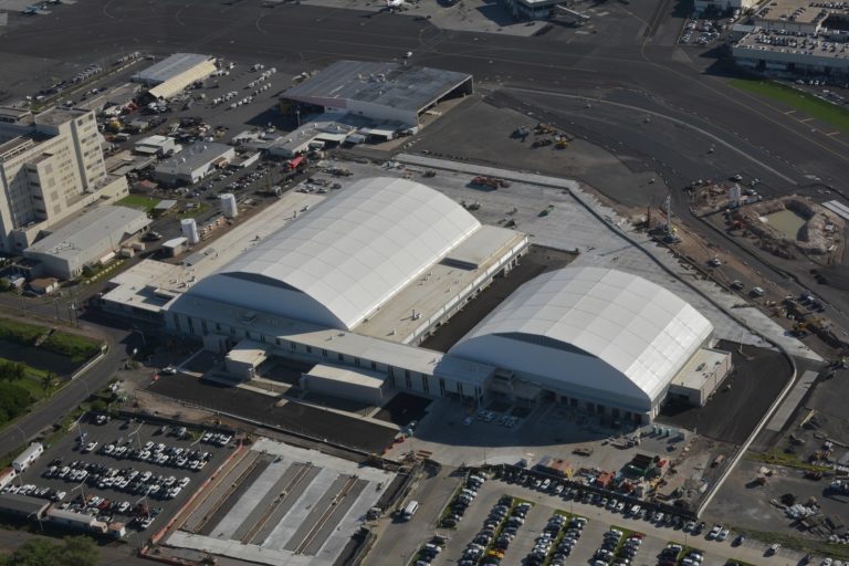 Hawaiian Airlines Hangar Honolulu, Hawaii, USA Roaming Desk